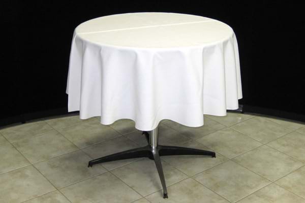 Tablecloth Fits On A Low Tail Table, Best Size Tablecloth For 60 Inch Round Table