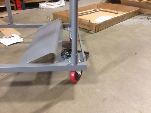 Round Table Carts Attaching Poles 1